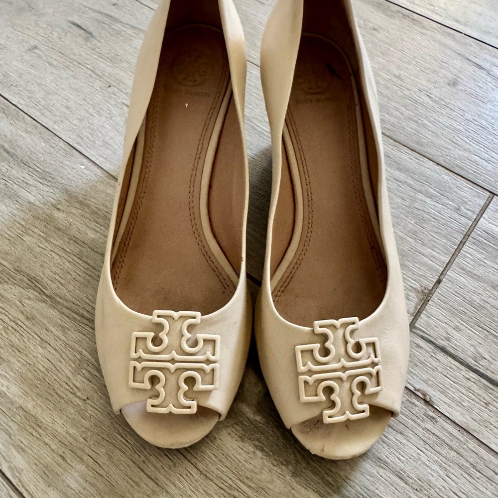 Tory Burch Cream Leather Heels